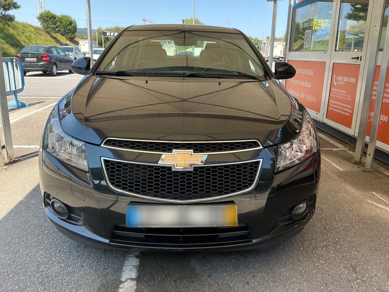 Chevrolet Cruze 2.0 Diesel LT — zdjęcie 9