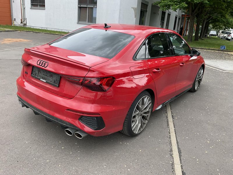 Audi S3 2.0 TFSI quattro — zdjęcie 6