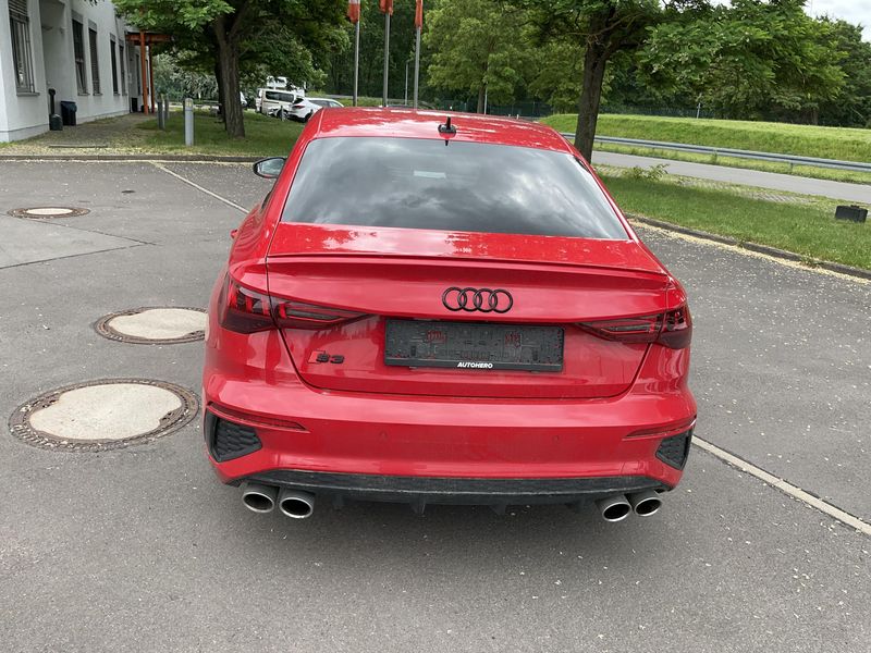 Audi S3 2.0 TFSI quattro — zdjęcie 5
