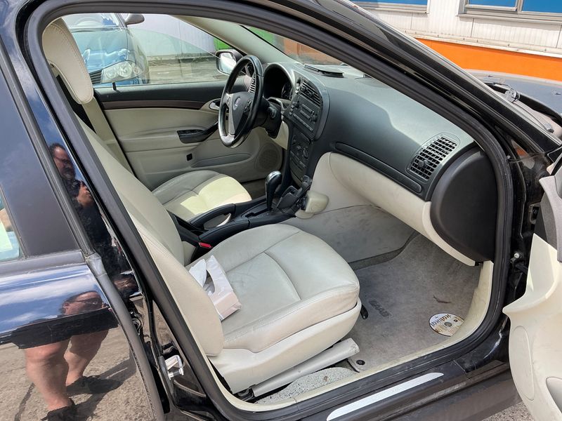 Saab 9-3 2.0 T Linear — zdjęcie 3