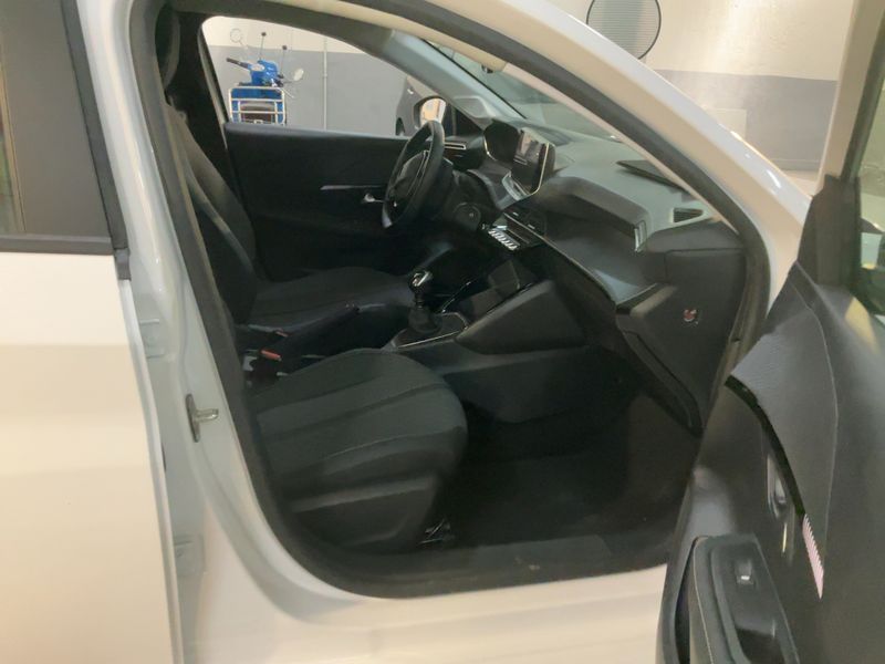 Peugeot 208 1.2 PureTech Style — zdjęcie 11