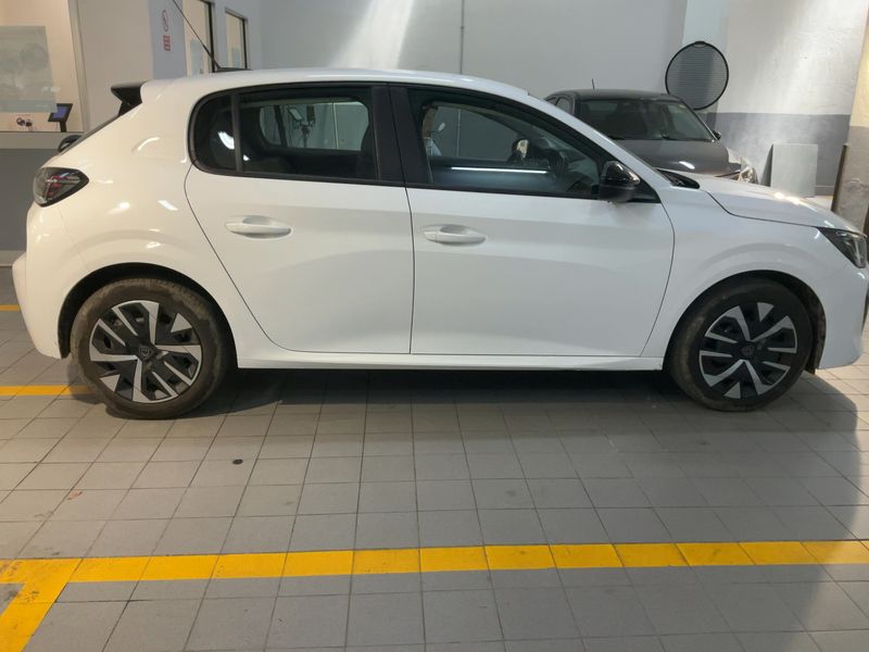 Peugeot 208 1.2 PureTech Style — zdjęcie 7