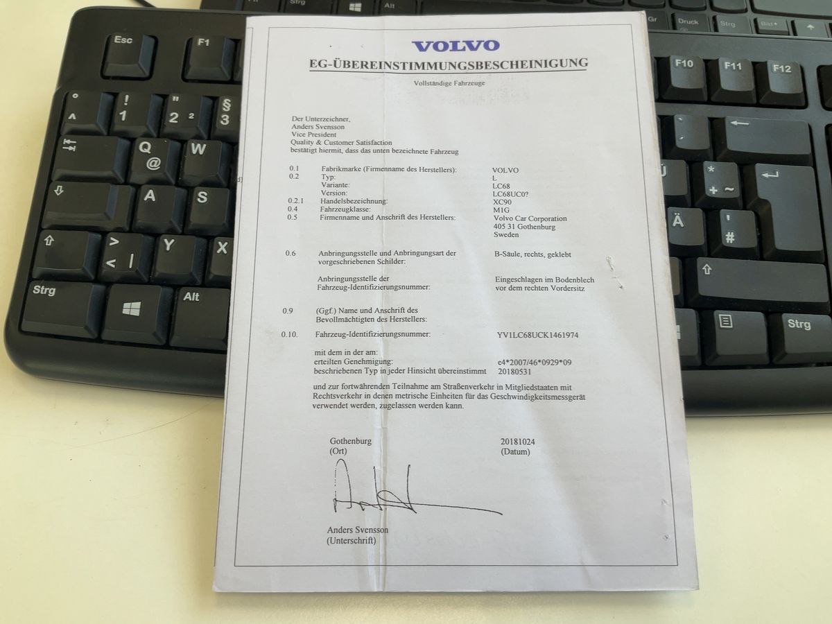 Volvo XC90 2.0 D5 Momentum AWD