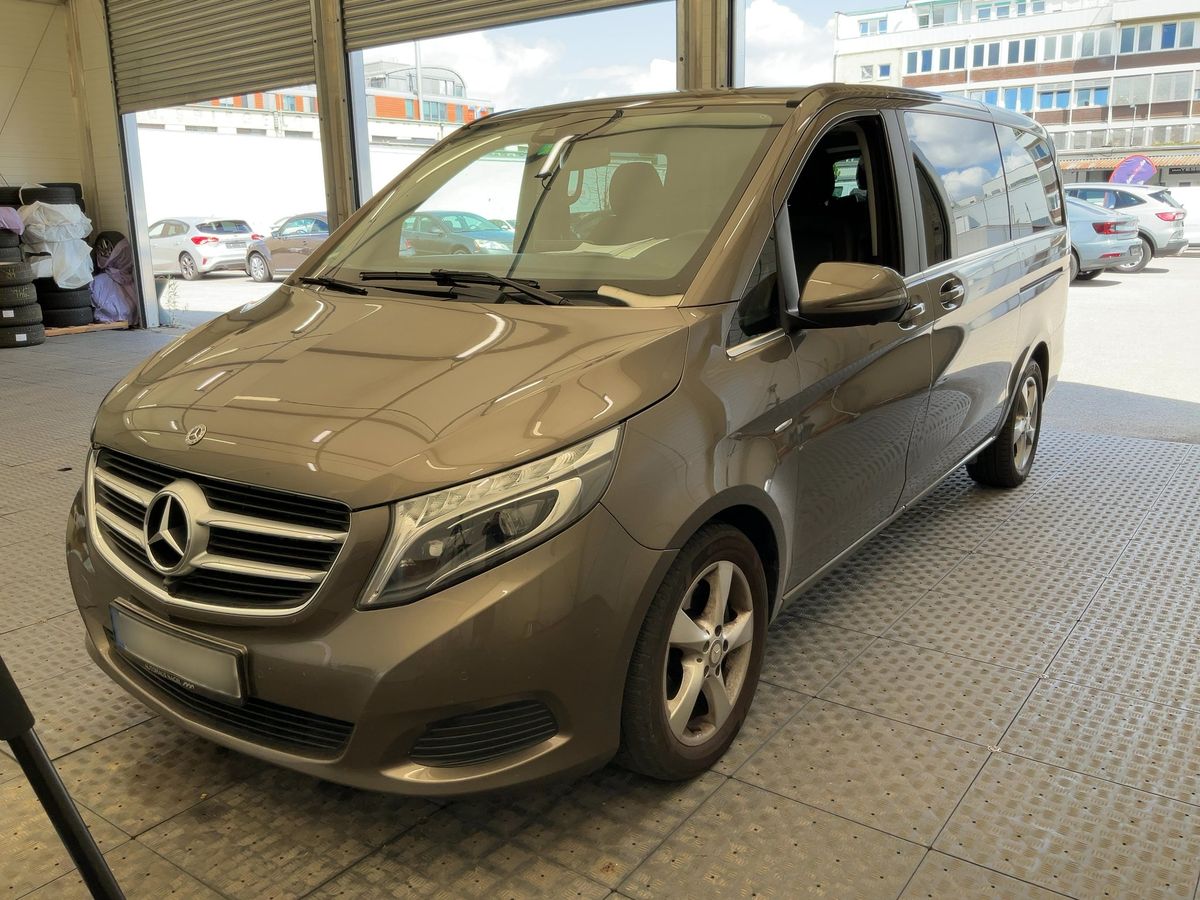 Mercedes-Benz V-Klasse 2017 — photo 1