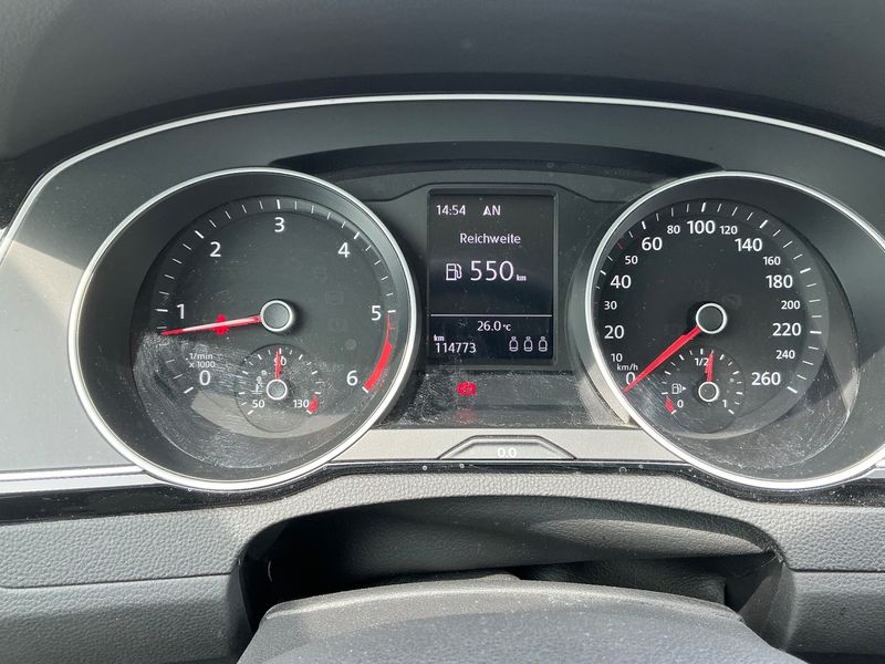 Volkswagen Passat 1.6 TDI Comfortline BlueMotion Tech — zdjęcie 13
