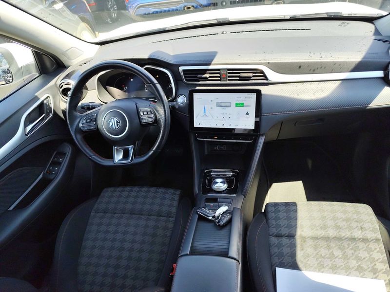 MG ZS electric drive 130 kW Comfort — zdjęcie 11