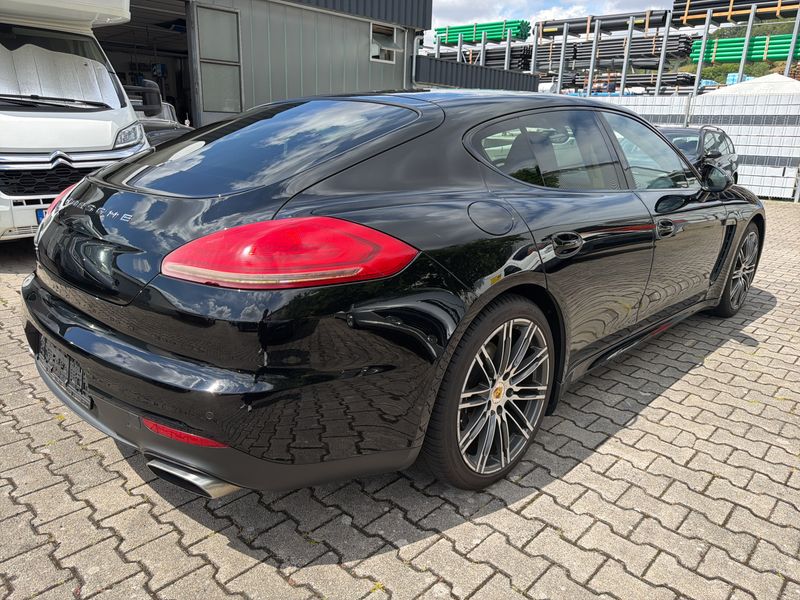 Porsche Panamera 4 Edition — zdjęcie 5