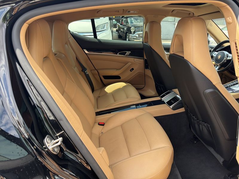 Porsche Panamera 4 Edition — zdjęcie 14