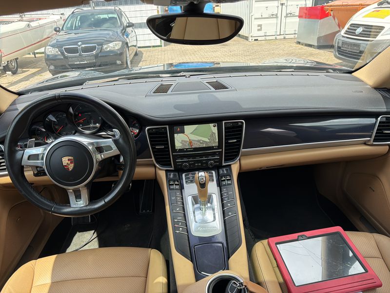 Porsche Panamera 4 Edition — zdjęcie 11