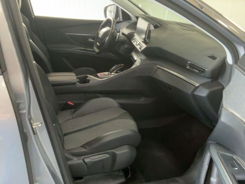 Peugeot 3008 1.2 PureTech Allure Pack — zdjęcie 11