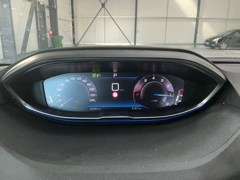 Peugeot 3008 1.2 PureTech Allure Pack — zdjęcie 13