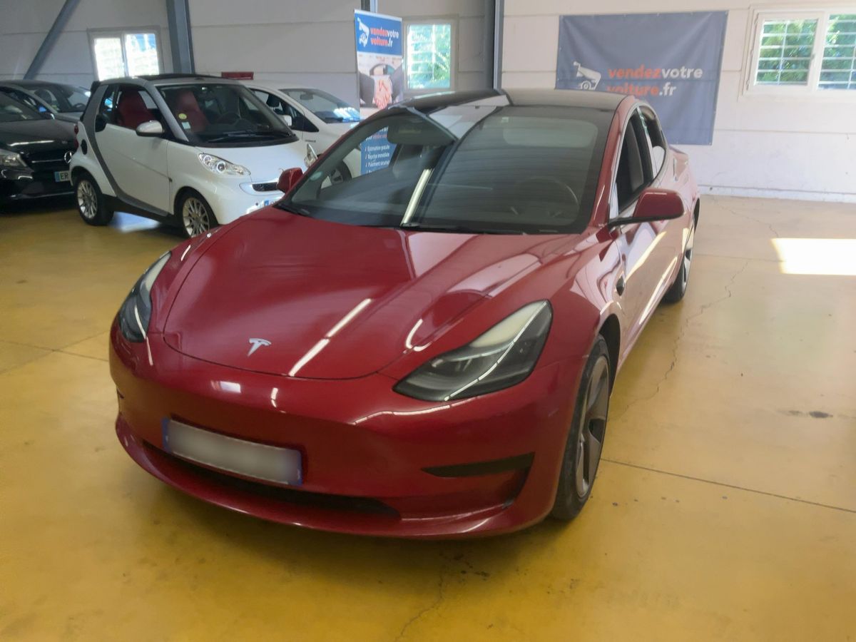 Tesla Model 2022