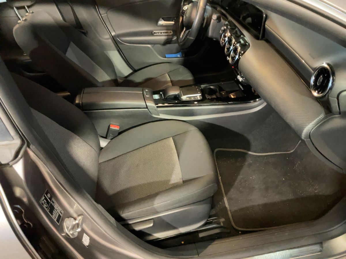 Mercedes-Benz CLA-Klasse 2021 — photo 17