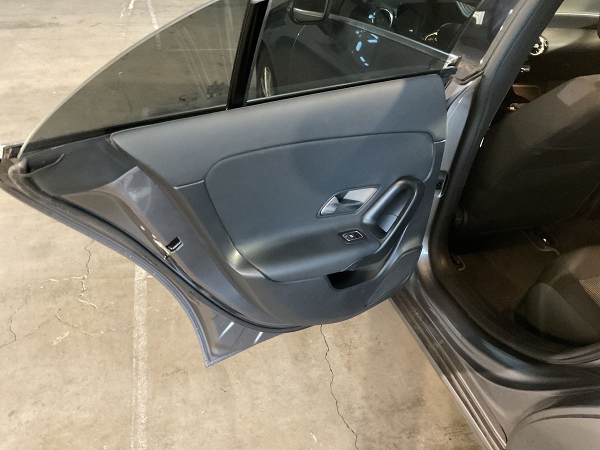 Mercedes-Benz CLA-Klasse 2021 — photo 25