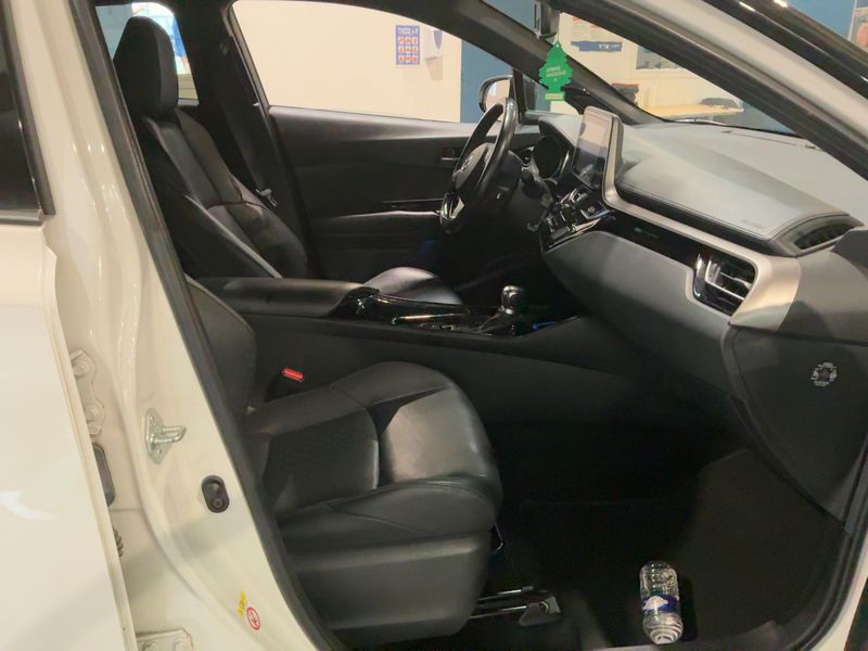 Toyota C-HR 1.8 Hybrid Graphic — zdjęcie 11