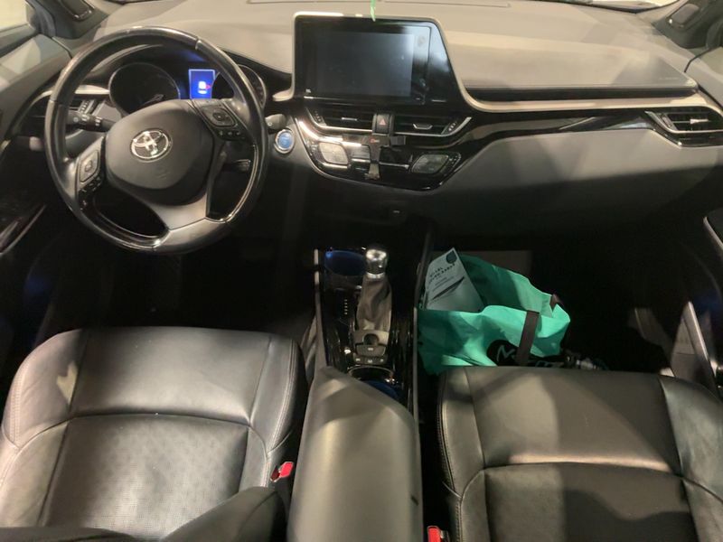 Toyota C-HR 1.8 Hybrid Graphic — zdjęcie 12