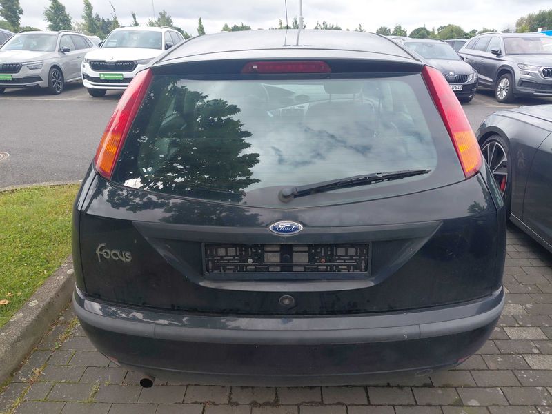 Ford Focus 1.6 Trend 2004 – снимка 4