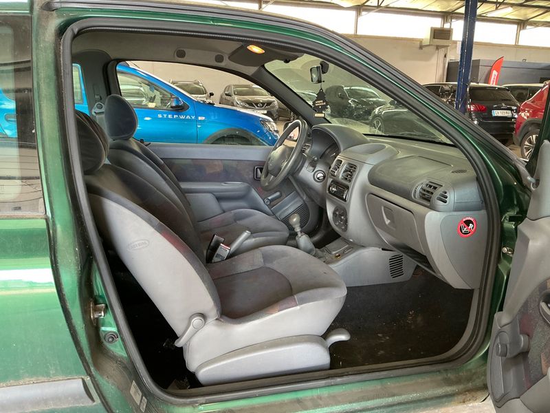 Renault Clio 1.2 RN — zdjęcie 3