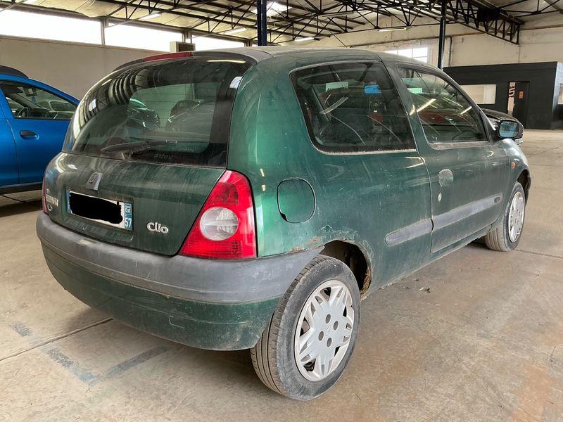 Renault Clio 1.2 RN — zdjęcie 2