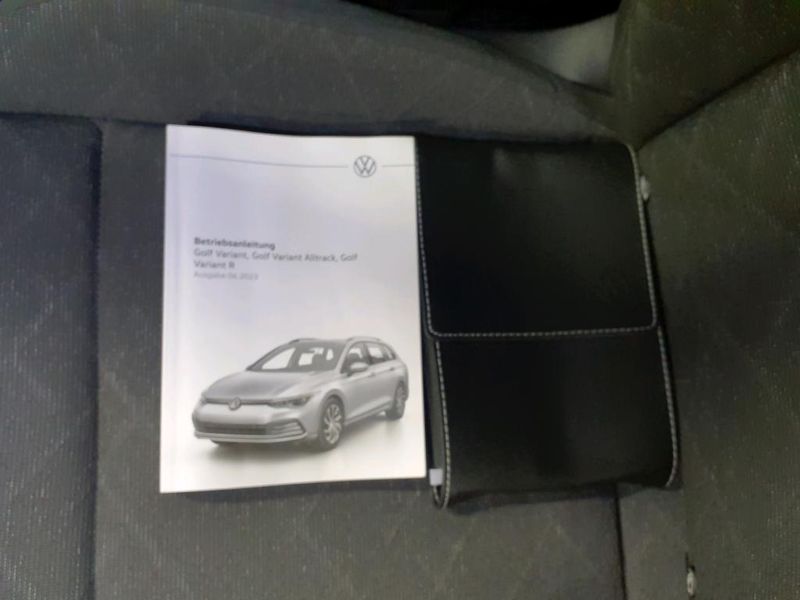 Volkswagen Golf VIII 1.5 eTSI ACT Life — zdjęcie 16