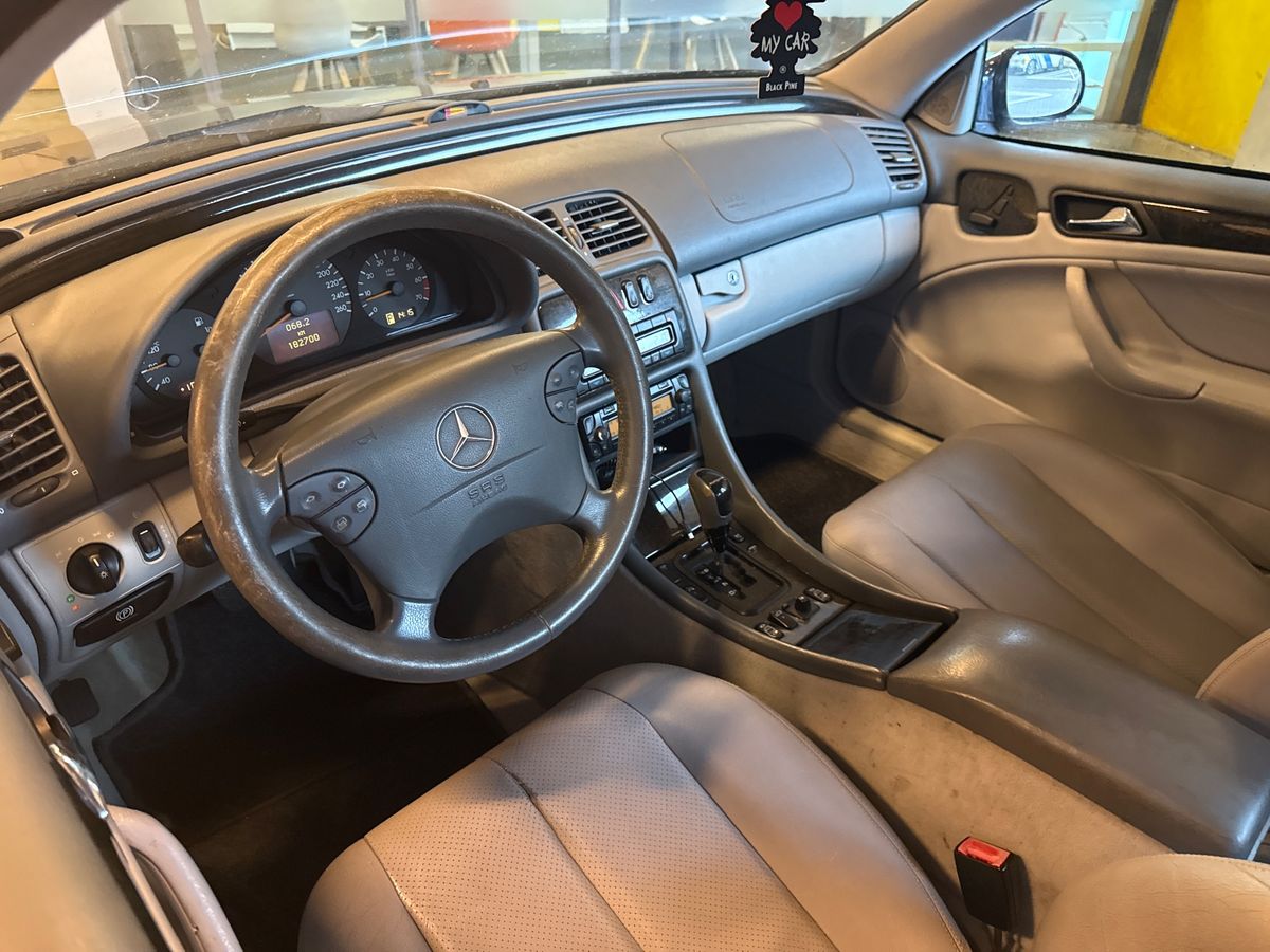 Mercedes-Benz CLK-Klasse 2001 — photo 6