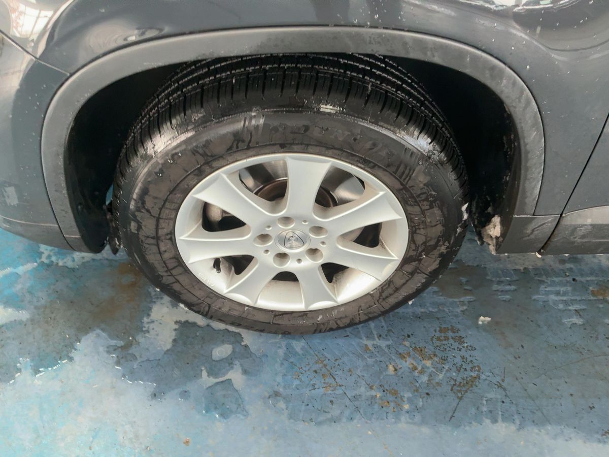 Volkswagen Tiguan 2014 — photo 4