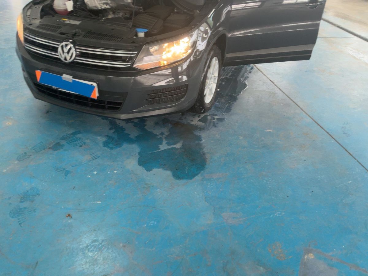 Volkswagen Tiguan 2014 — photo 22