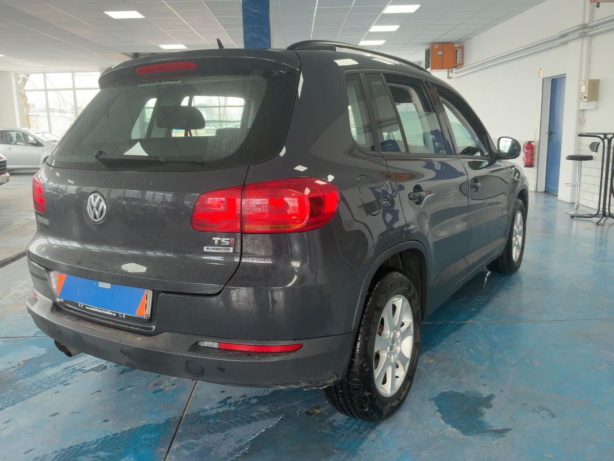 Volkswagen Tiguan 2014 — photo 9