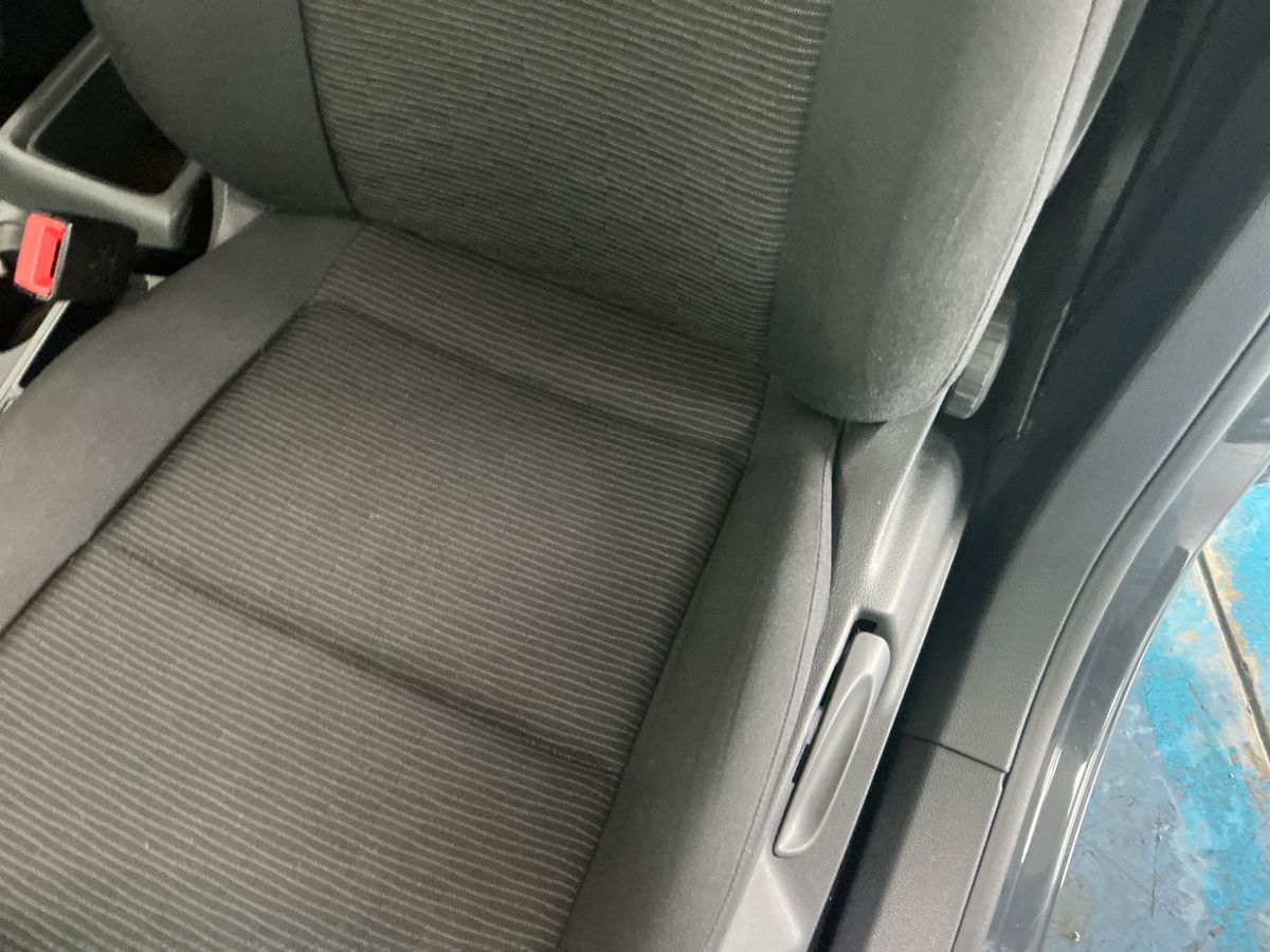 Volkswagen Tiguan 2014 — photo 42