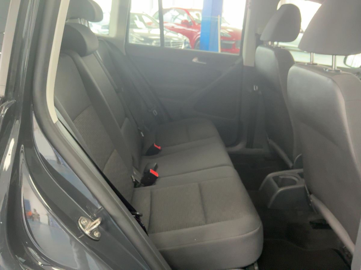 Volkswagen Tiguan 2014 — photo 20
