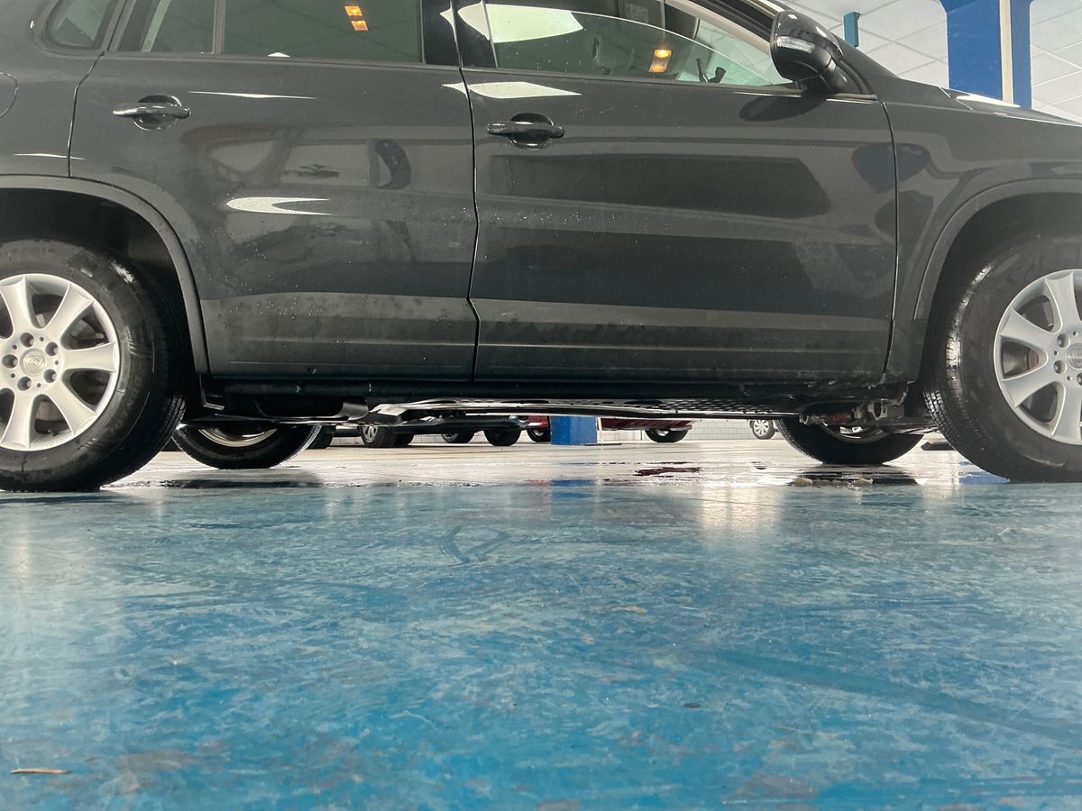 Volkswagen Tiguan 2014 — photo 23