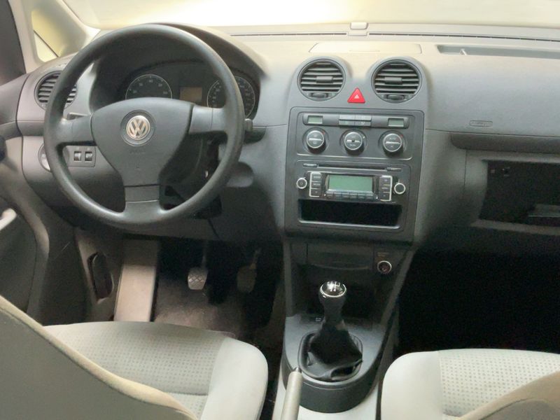 Volkswagen Caddy 1.6 Maxi Life — zdjęcie 12
