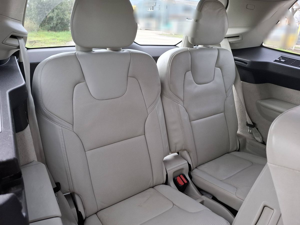 Volvo XC90 2016 — photo 39