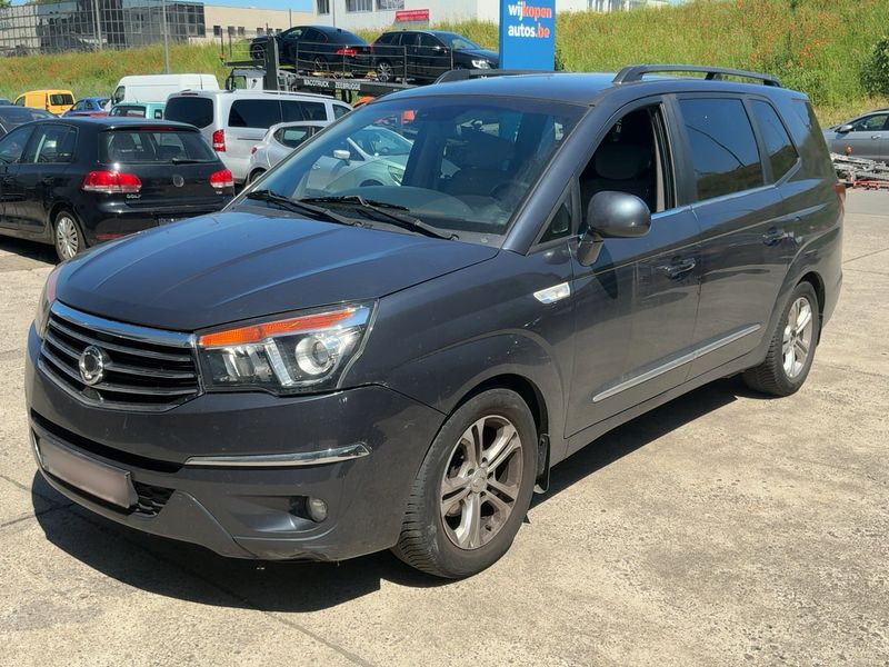Ssangyong Rodius