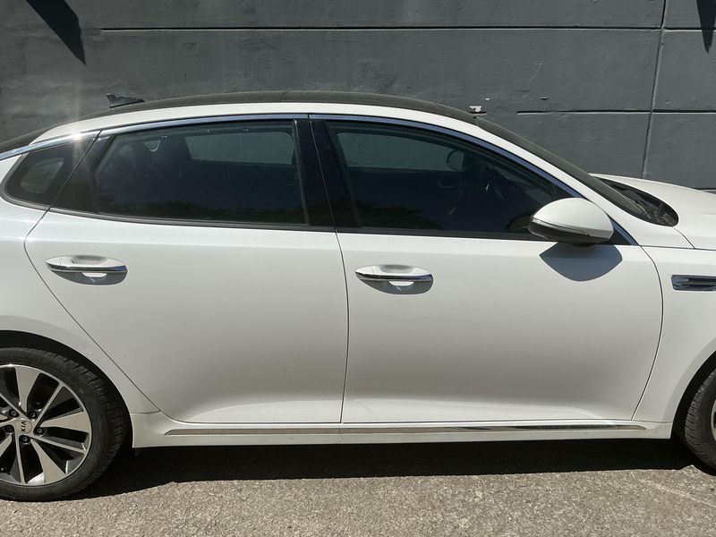 Kia Optima 1.7 CRDi Spirit — zdjęcie 7
