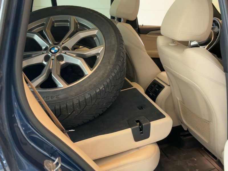 BMW X3 xDrive 30d M Sport — zdjęcie 14