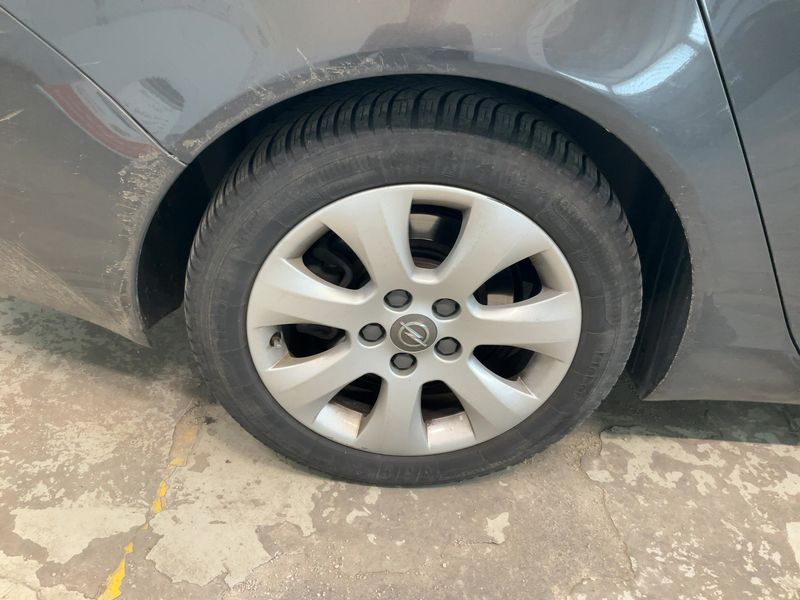 Opel Insignia Sports Tourer 2.0 SIDI Turbo Innovation 4x4 2015 – снимка 9