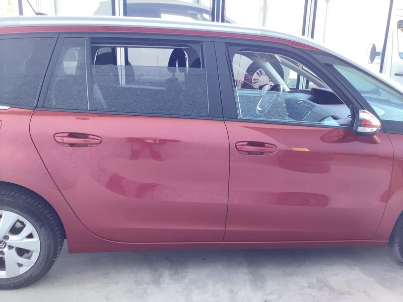 Citroen C4 Grand Spacetourer 1.5 Blue-HDi Business + — zdjęcie 7