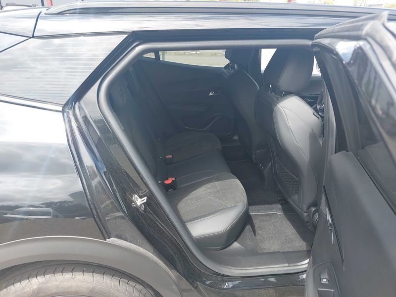 Peugeot 2008 1.2 PureTech GT Pack — zdjęcie 14
