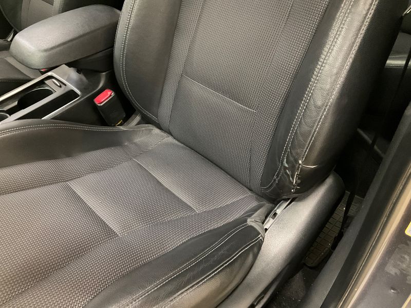 Hyundai i30 1.6 GDI Premium 2015 – снимка 25