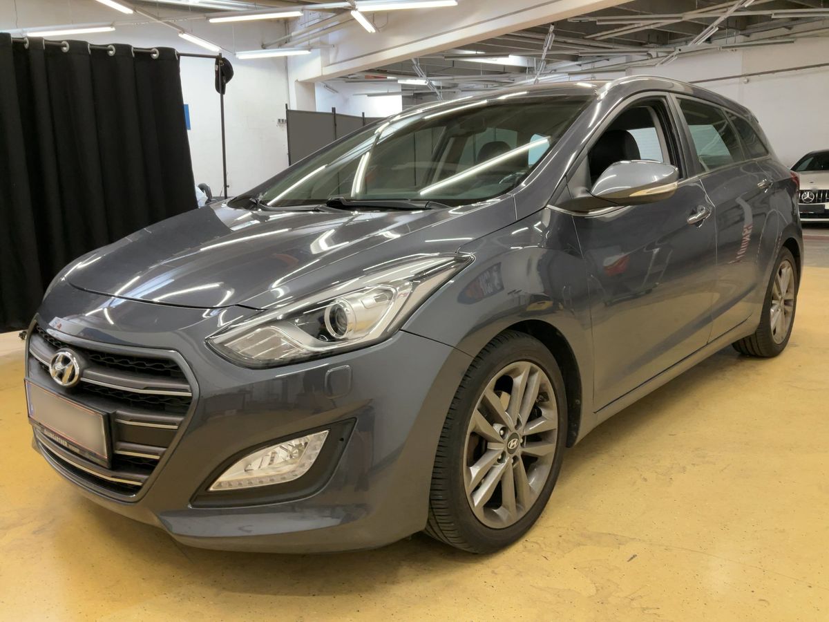 Hyundai i30 2015 — photo 1