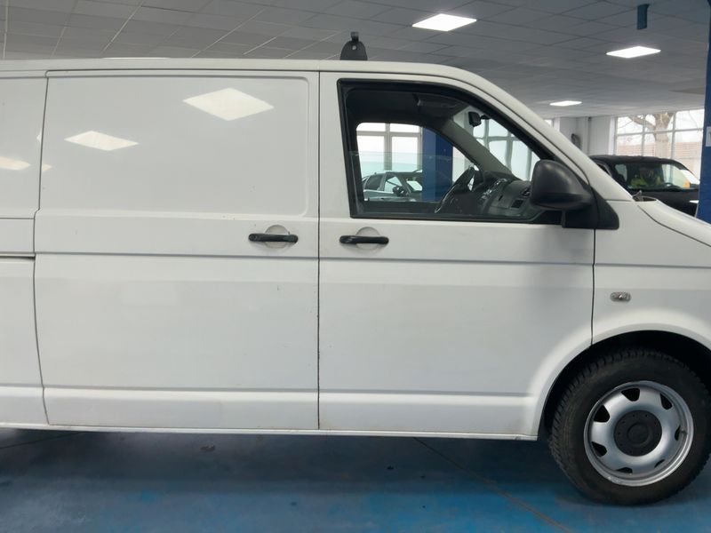Volkswagen T5 Transporter 2.0 TDI Kasten lang — zdjęcie 7