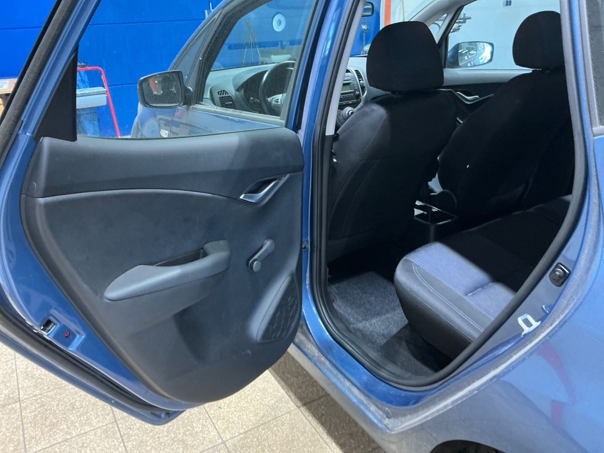 Hyundai ix20 2016 — photo 27