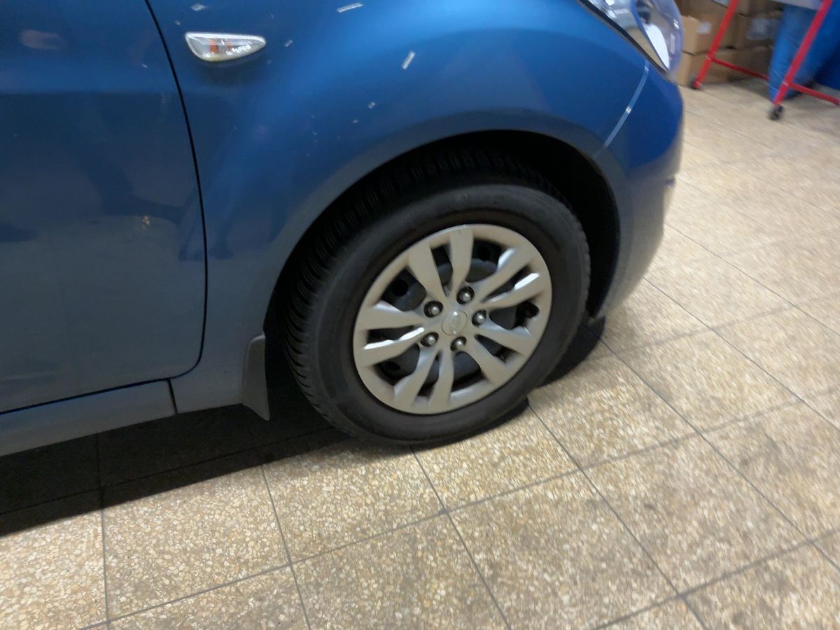 Hyundai ix20 2016 — photo 12