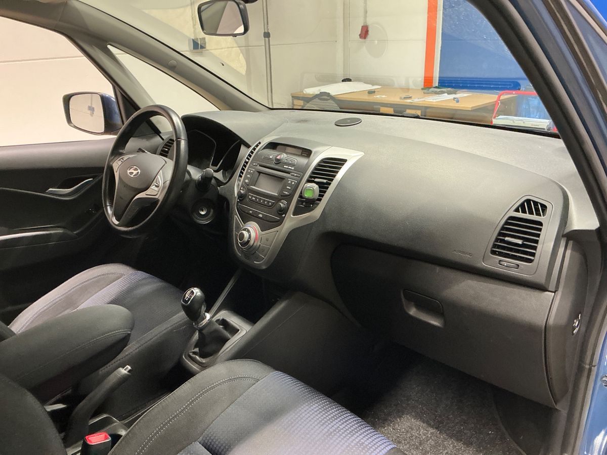 Hyundai ix20 2016 — photo 25