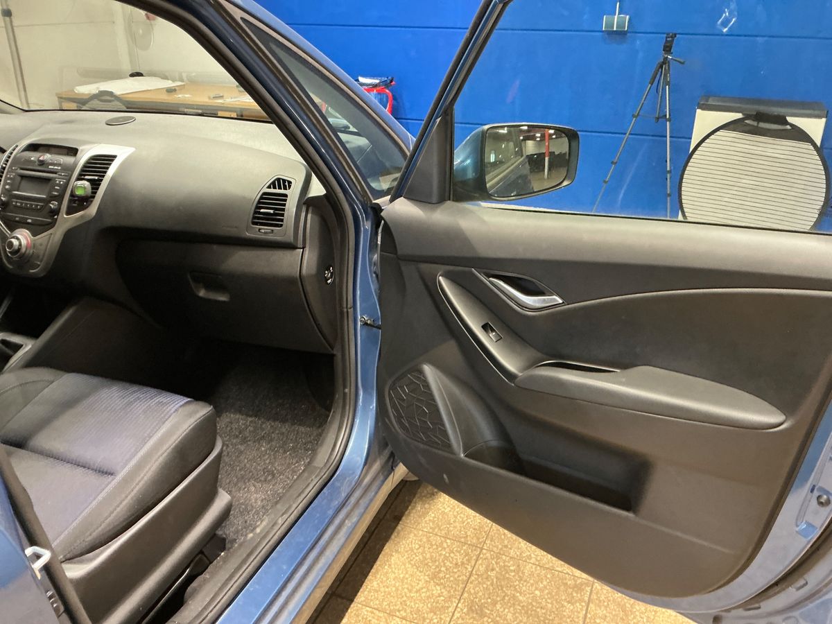 Hyundai ix20 2016 — photo 24