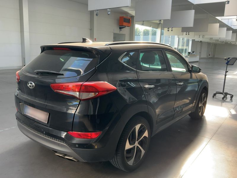 Hyundai Tucson 1.6 TGDI Advantage 2WD — zdjęcie 6
