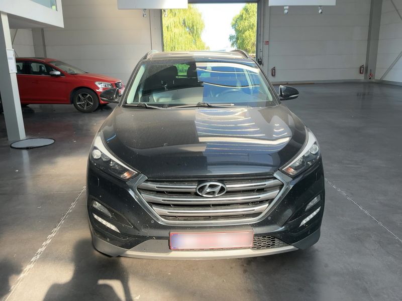 Hyundai Tucson 1.6 TGDI Advantage 2WD — zdjęcie 9