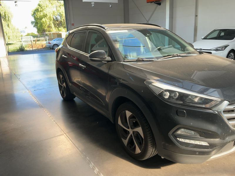 Hyundai Tucson 1.6 TGDI Advantage 2WD — zdjęcie 8