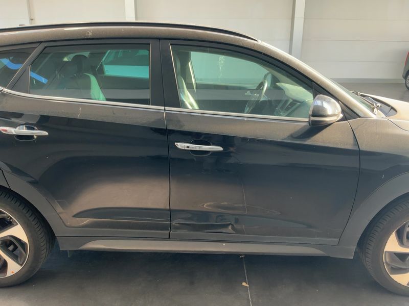 Hyundai Tucson 1.6 TGDI Advantage 2WD — zdjęcie 7